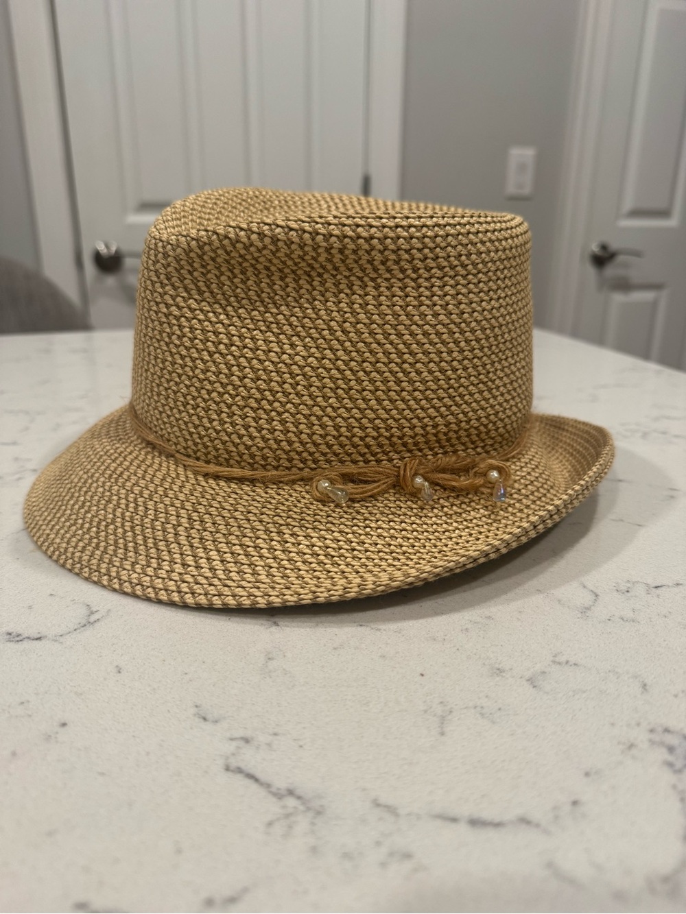 Like-New Eric Javits Fedora - UPF 50+, Bead Tie Trim